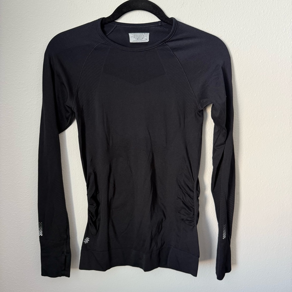 Athleta Black Performance Top